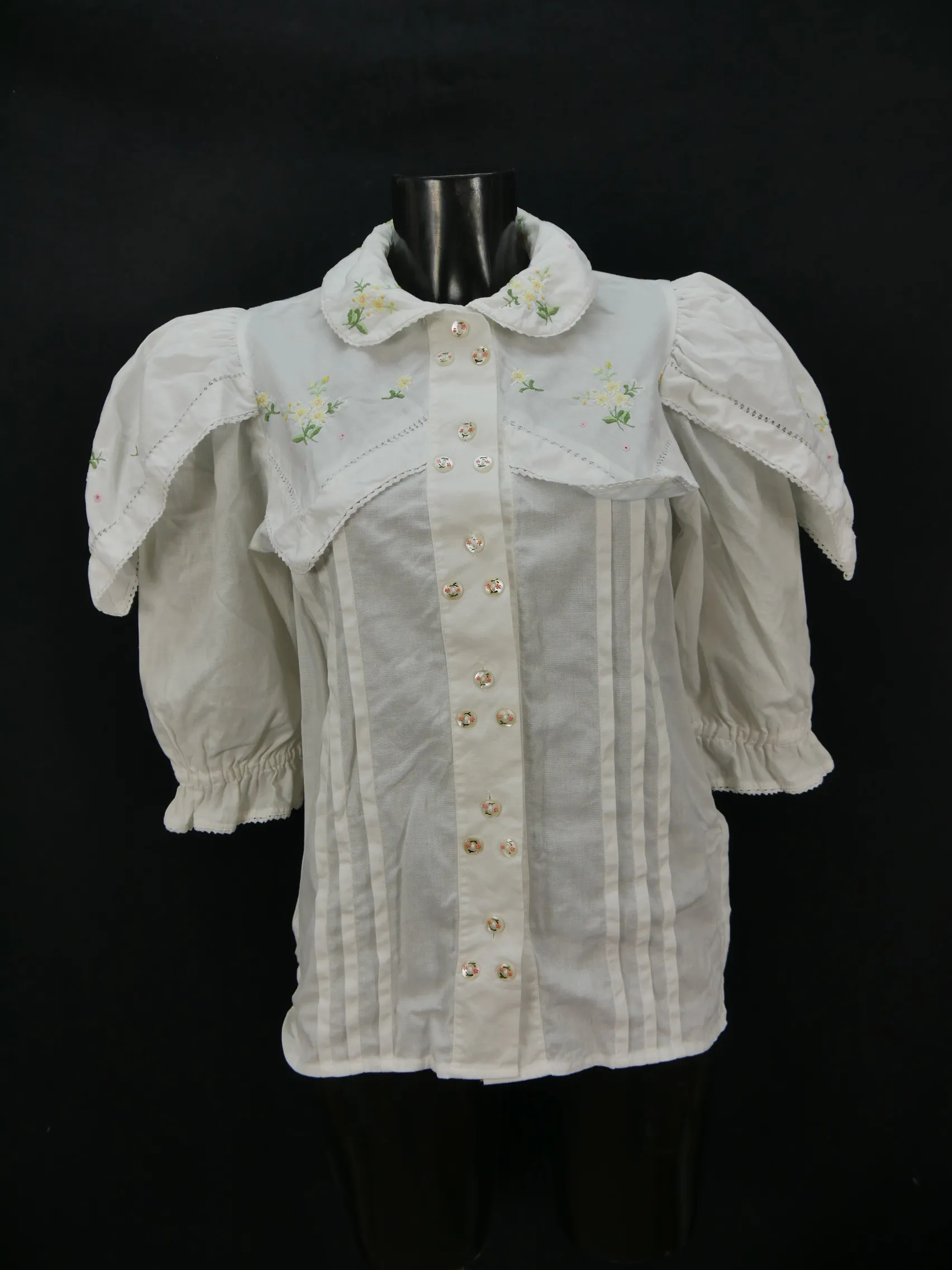 Gr.36 Trachtenbluse Bluse weiß Baumwolle Sportalm mit Stickerei TB5266