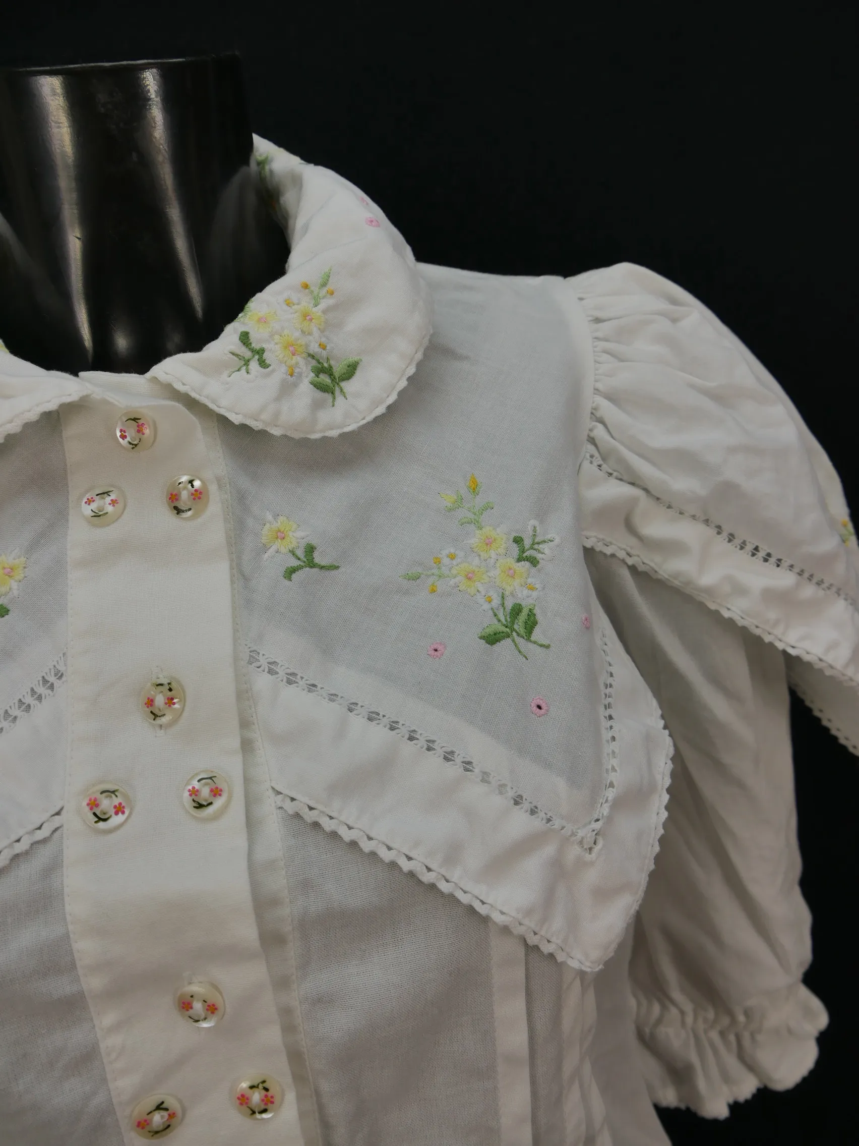 Gr.36 Trachtenbluse Bluse weiß Baumwolle Sportalm mit Stickerei TB5266